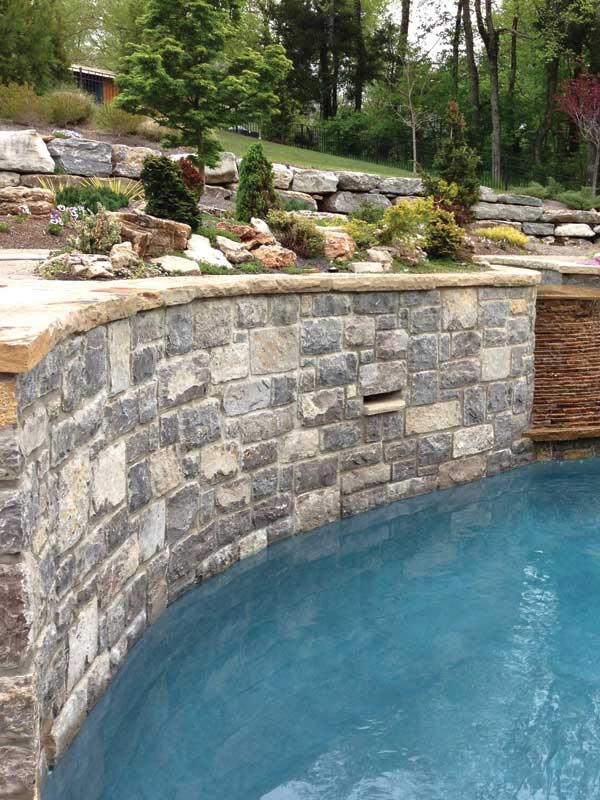 Stacked stone retaining wall in TN